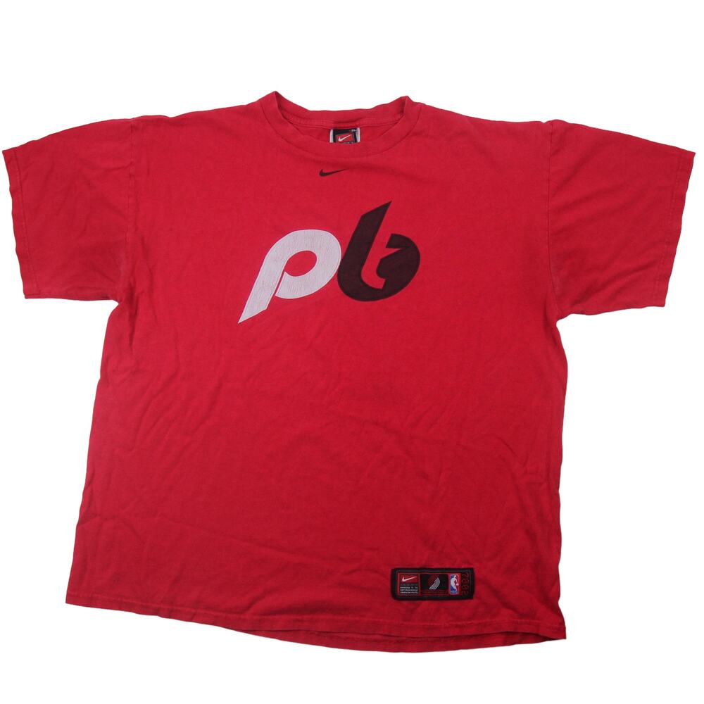 Vintage Nike Portland Blazers Spellout Graphic T Shirt